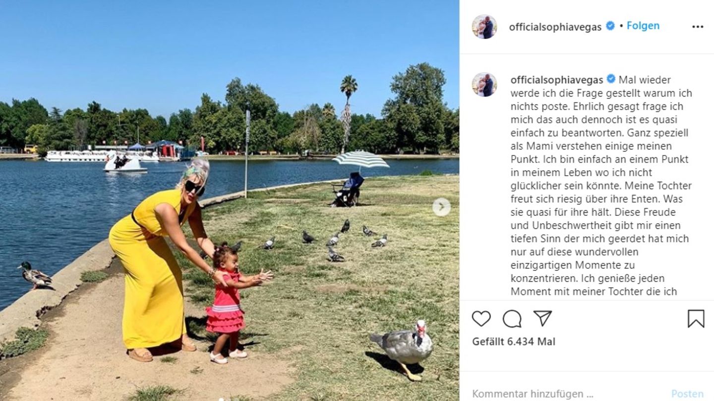 Sophia Vegas teilt ein Bild mit ihrer Tochter