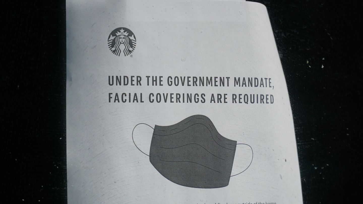In New York schreibt der Staat auch für Starbucks-Kunden das Tragen von Masken vor