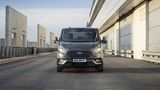 Der Ford Tourneo Custom PHEV wiegt fast 2.6 Tonnen