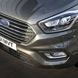 Auch der Tourneo trägt das typische Ford Gesicht