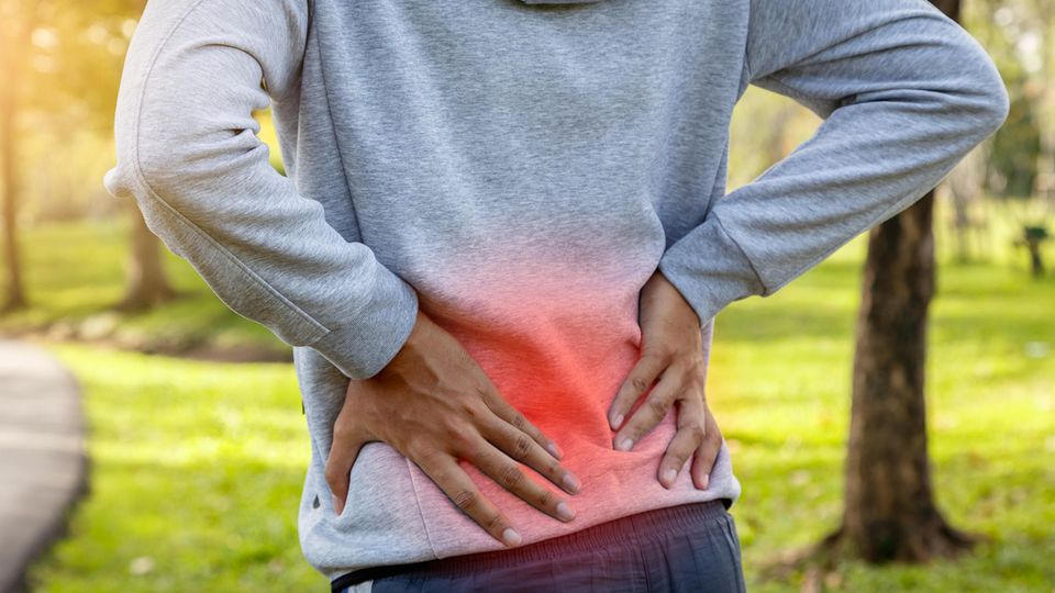 Back guide: When mental problems cause back pain – and what helps against it