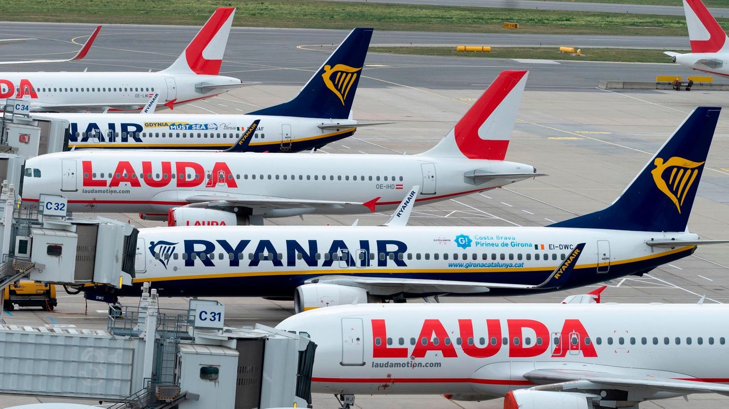 Kunden wollen ihr Geld zurück, wenn ihr Flug abgesagt wurde. Die Schlichtungsstelle für den öffentlichen Personenverkehr (SÖP) kann dabei helfen.
