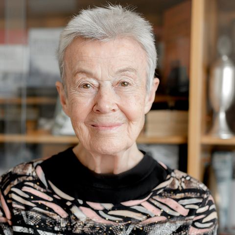 "Börsen Oma" und Aktien-Expertin Beate Sander