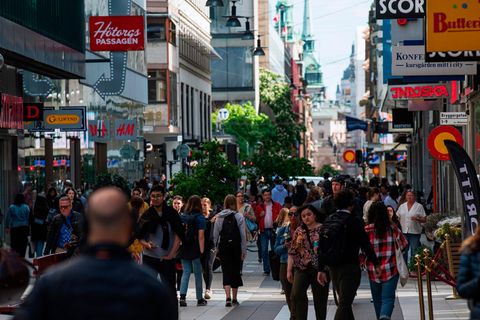 Menschen in der Stockholmer Innenstadt