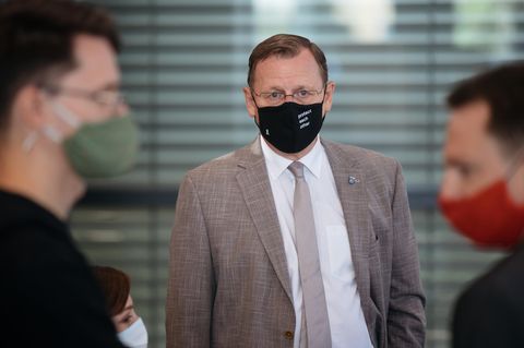 Bodo Ramelow zeigt AfD-Politiker den Mittelfinger