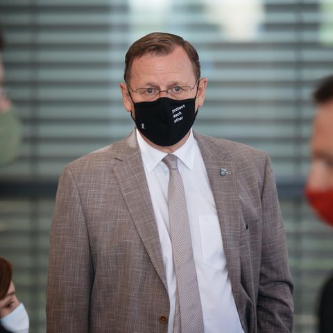 Bodo Ramelow zeigt AfD-Politiker den Mittelfinger
