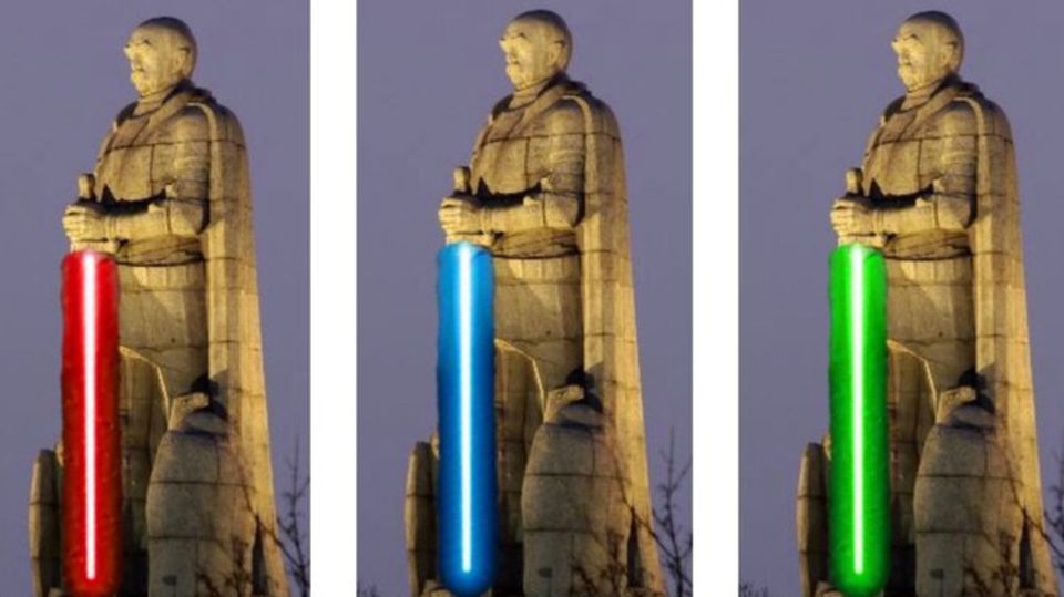 Bismarck-Denkmal in Hamburg mit Jedi-Schwert