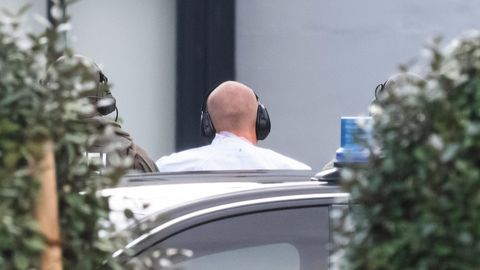 Stephan B. am Tag nach dem Anschlag in Halle auf dem Weg zum Haftrichter