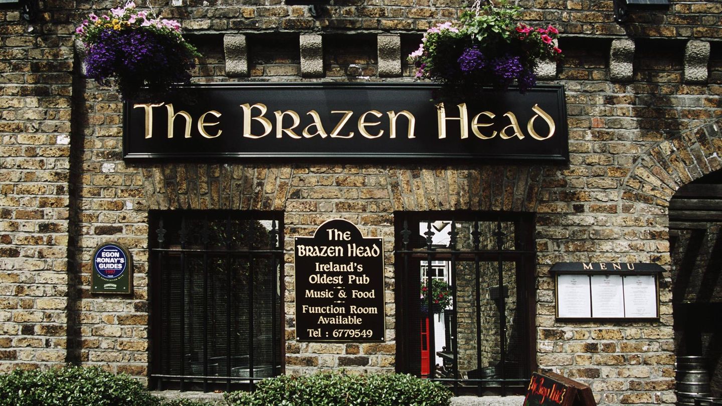 The Brazen Head in Dublin