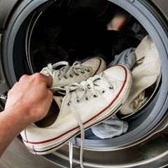 Turnschuhe waschen in der Waschmaschine