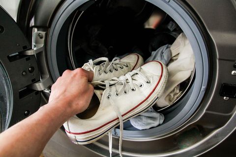 Turnschuhe waschen in der Waschmaschine