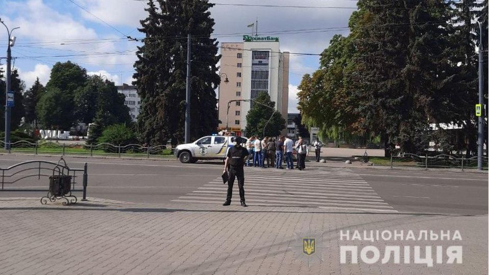 Ukraine: Die Polizei riegelt die Innenstadt von Luzk ab