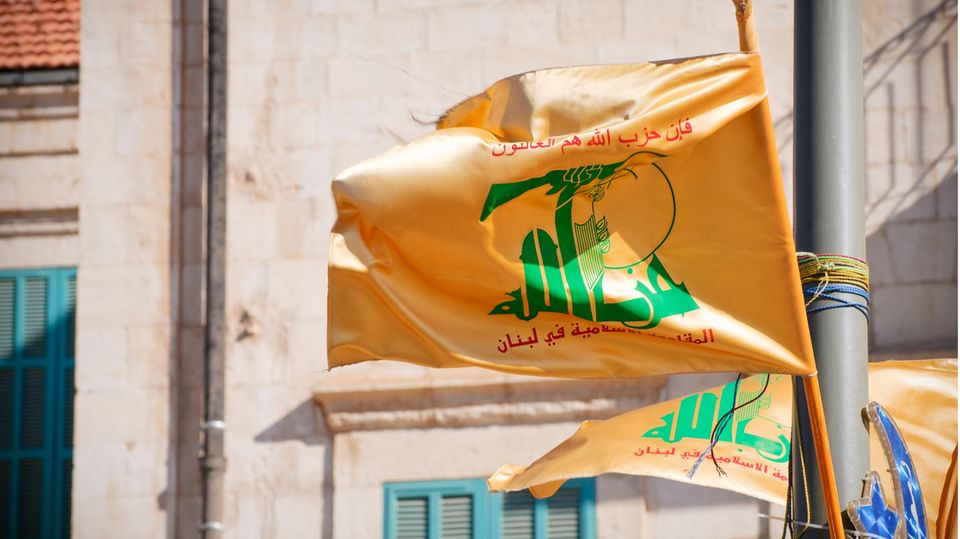Die Flagge der Hisbollah