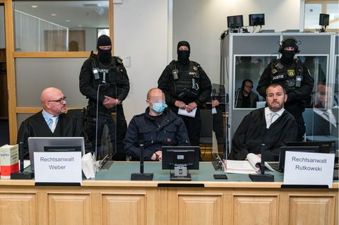 Halle-Attentäter Stephan B. zum Auftakt des Prozesses