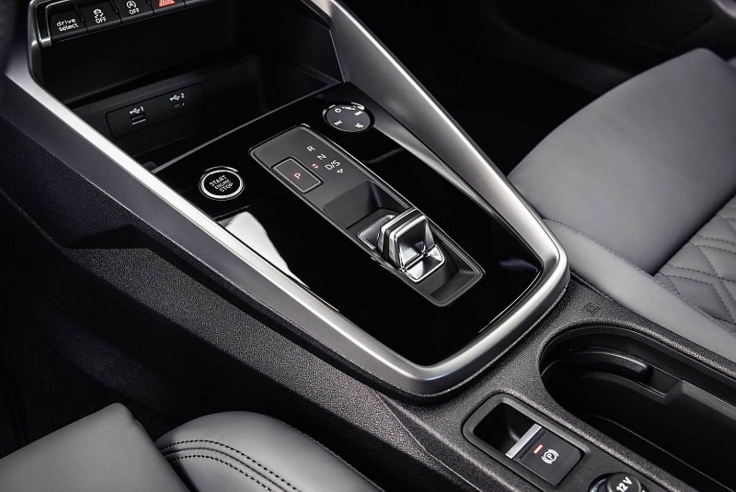 Kleiner Automatikhebel dank Shift by Wire-Technologe