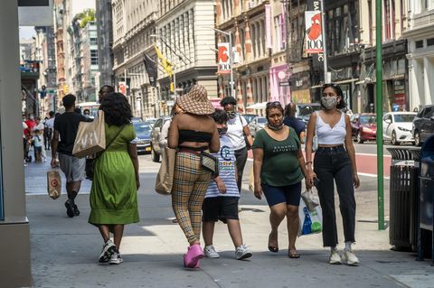 Coronavirus in den USA: Menschen im New Yorker Stadtteil Soho, Manhattan