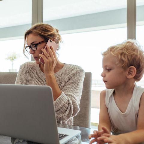 In Zeiten von Corona tragen Frauen in Familien oft die Hauptlast
