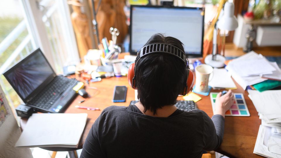 Neue Studie: Arbeit im Homeoffice bringt weniger Stress bei höherer Produktivität Neue Studie: Arbeit im Homeoffice bringt weniger Stress bei höherer Produktivität