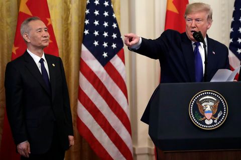 US-Präsident Trump und Chinas Vize-Premier He während einer Pressekonferenz