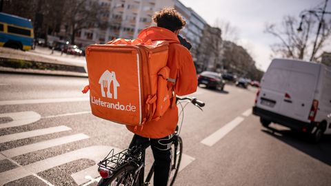 Lieferando Betriebsrat Beschwert Sich Fahrer Sollen Keine Hygieneausrustung Erhalten Haben Stern De