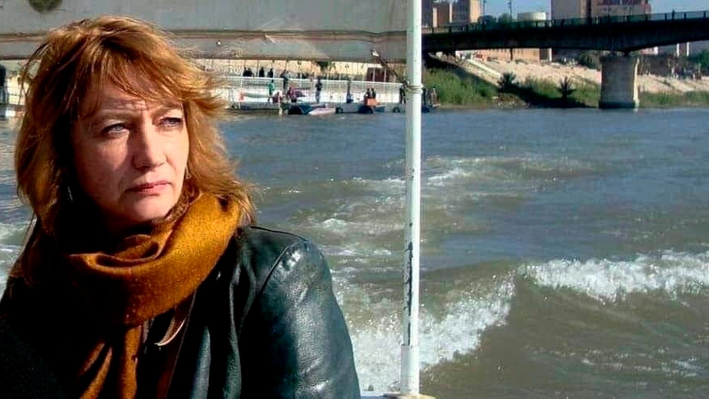 Weggefährten im Irak: "Hella sagt immer: Bagdad ist mein Zuhause": Entführte Deutsche ist wieder frei, ihre Freunde suchen nach Antworten Weggefährten im Irak: "Hella sagt immer: Bagdad ist mein Zuhause": Entführte Deutsche ist wieder frei, ihre Freunde suchen nach Antworten