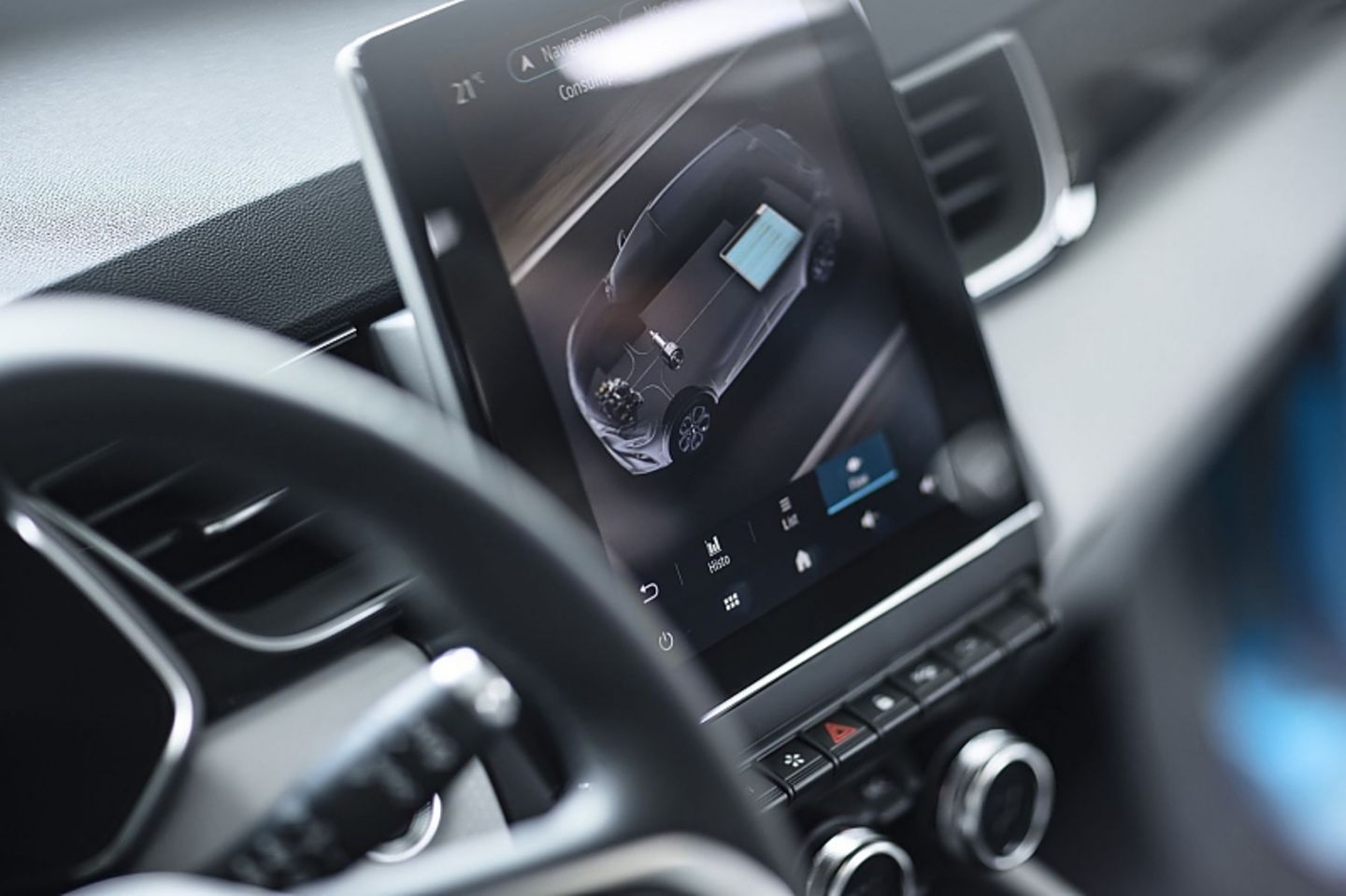 Auf dem 9,3 Zoll Display werden die meisten Informationen angezeigt