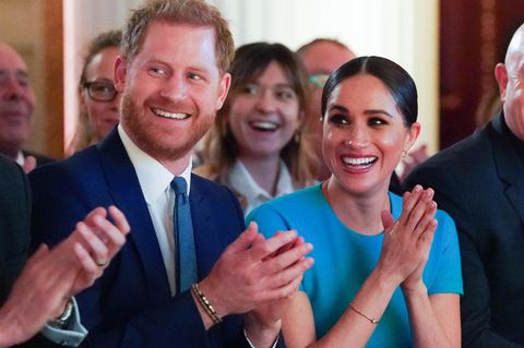 Auf dem Königsweg: Warum das neue Buch über Harry und Meghan das endgültige Aus bei den Royals bedeuten kann