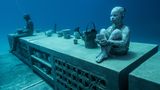Ein Tresen unter Wasser: Teilweise sind die Figuren ein lebensechtes Abbild der 13-jährigen Takoda Johnson, einer Schülerin aus Townsville und Nachfahrin vom Wulgurukaba-Stamm