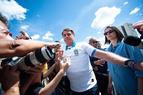 Bolsonaro in der Reporter-Menge