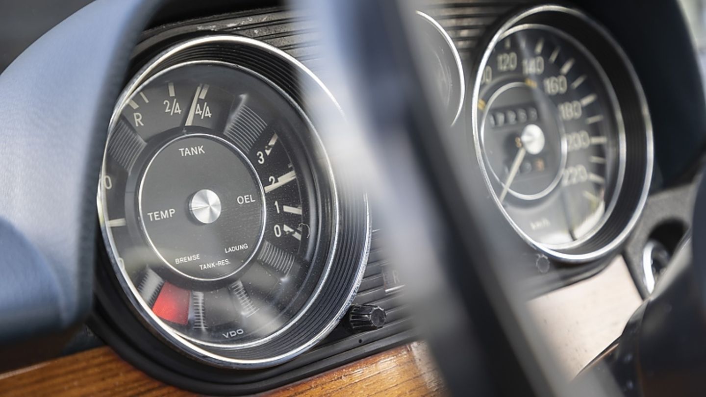 Mercedes 280 C der Baureihe W 114