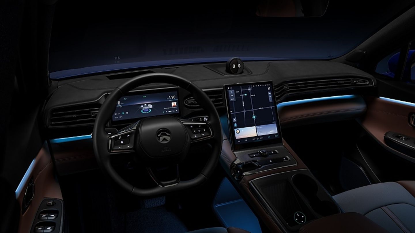 Nio EC6