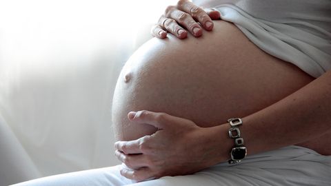 Mutterschaft: Schwangere Frau