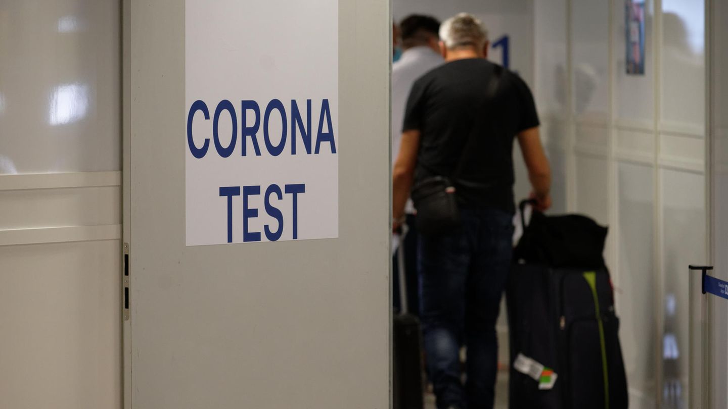 Corona-Test am Flughafen