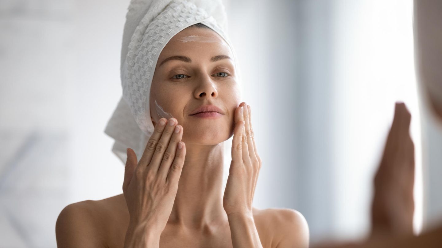 BB Cream ist Feuchtigkeitspflege und Make-up in einem Produkt