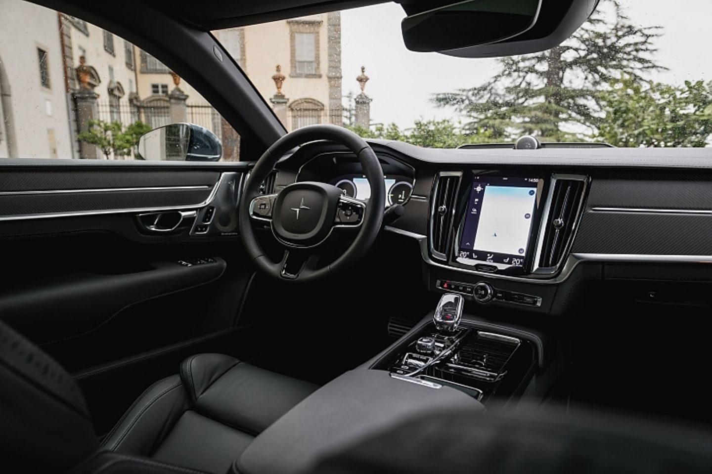Polestar 1