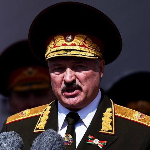 Minsk: Alexander Lukaschenko hält eine Rede bei einer Militärparade.