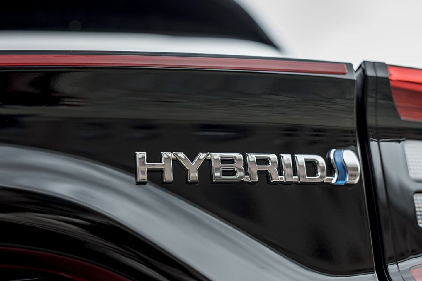Der Toyota Yaris Hybrid hat jetzt eine Lithium-Ionen-Batterie