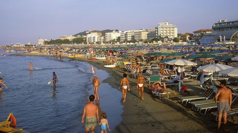 Der Strand von Cattolica an der Adriaküste der Emilia-Romagna in Italien