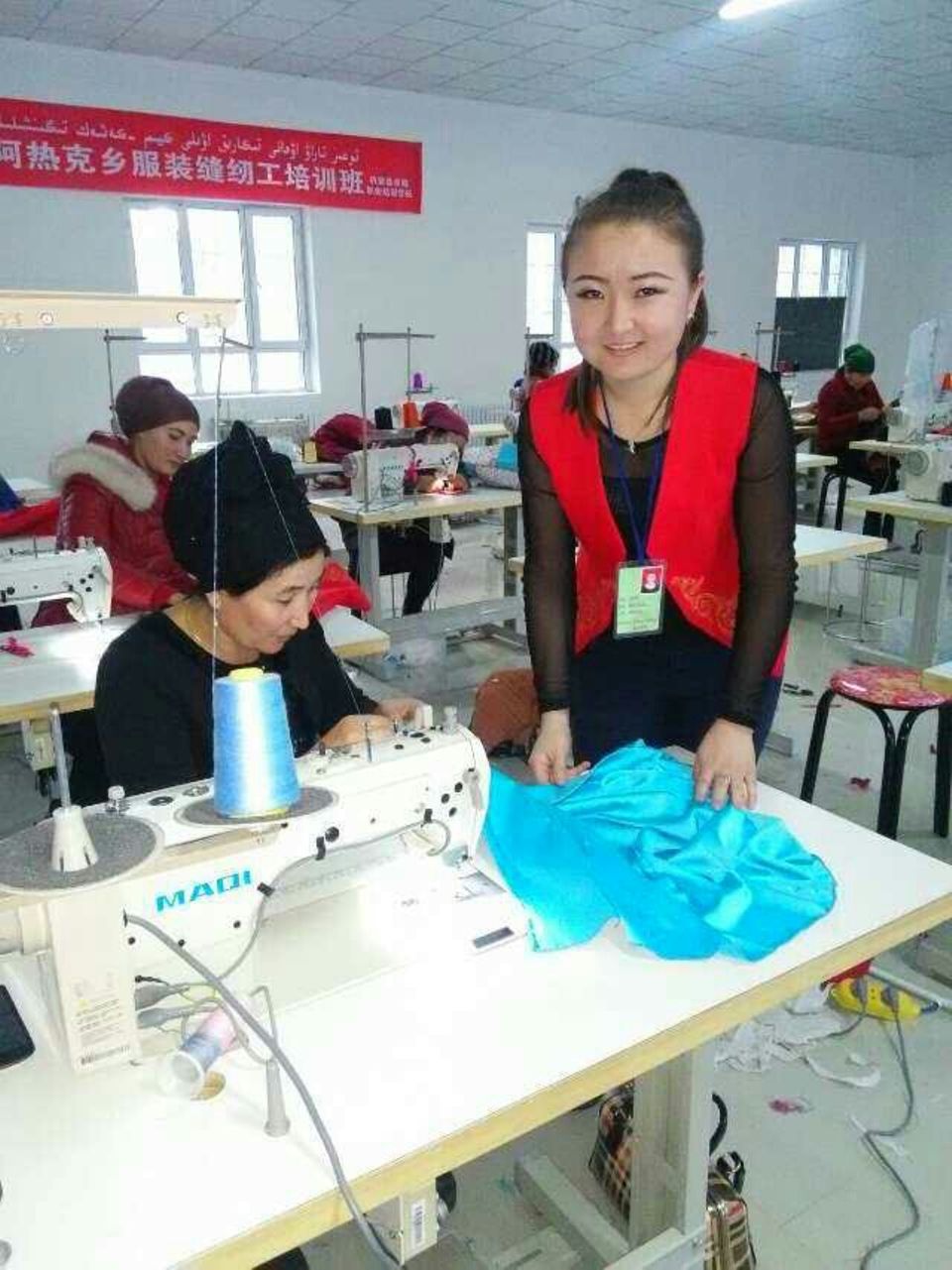 Minderheiten in China: Die Unternehmerin Dina Nurdybay, 29, konnte im Lager beobachten, wie uigurische Frauen drangsaliert wurden, immer wieder sei es auch um das Thema Geburtenplanung und Kinder gegangen Die Unternehmerin Dina Nurdybay, 29, konnte im Lager beobachten, wie uigurische Frauen drangsaliert wurden, immer wieder sei es auch um das Thema Geburtenplanung und Kinder gegangen