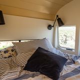 Das Kuschelige Bett liegt im Heck.