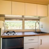 Die Küche könnte auch aus einem Appartement stammen.