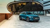 Der Audi etron ist ein ausgewachsener SUV mit entsprechenden Fahrleistungen und großer Batterie, allerdings auch einem hohen Gewicht.