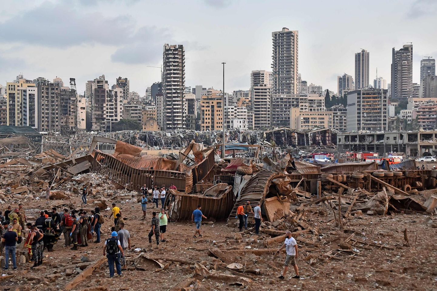 Explosion in Beirut: Fotos zeigen das Ausmaß der ...