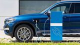 Die Batterie hat eine Kapazität von zwölf Kilowattstunden