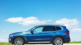 BMW X3 xDrive30e ist 4,71 Meter lang