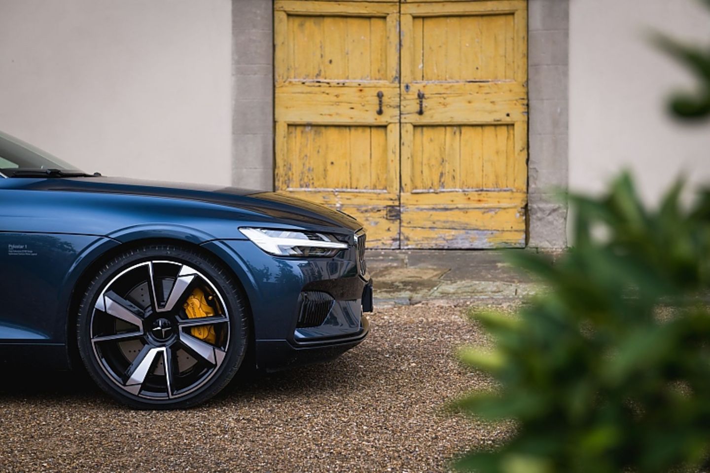 Der Polestar 1 braucht 4,2 Sekunden, bis aus dem Stand 100 km/h erreicht sind