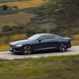 Die Lenkung spricht aus der Mittellage heraus sehr direkt an - gewöhnungsbedürftig