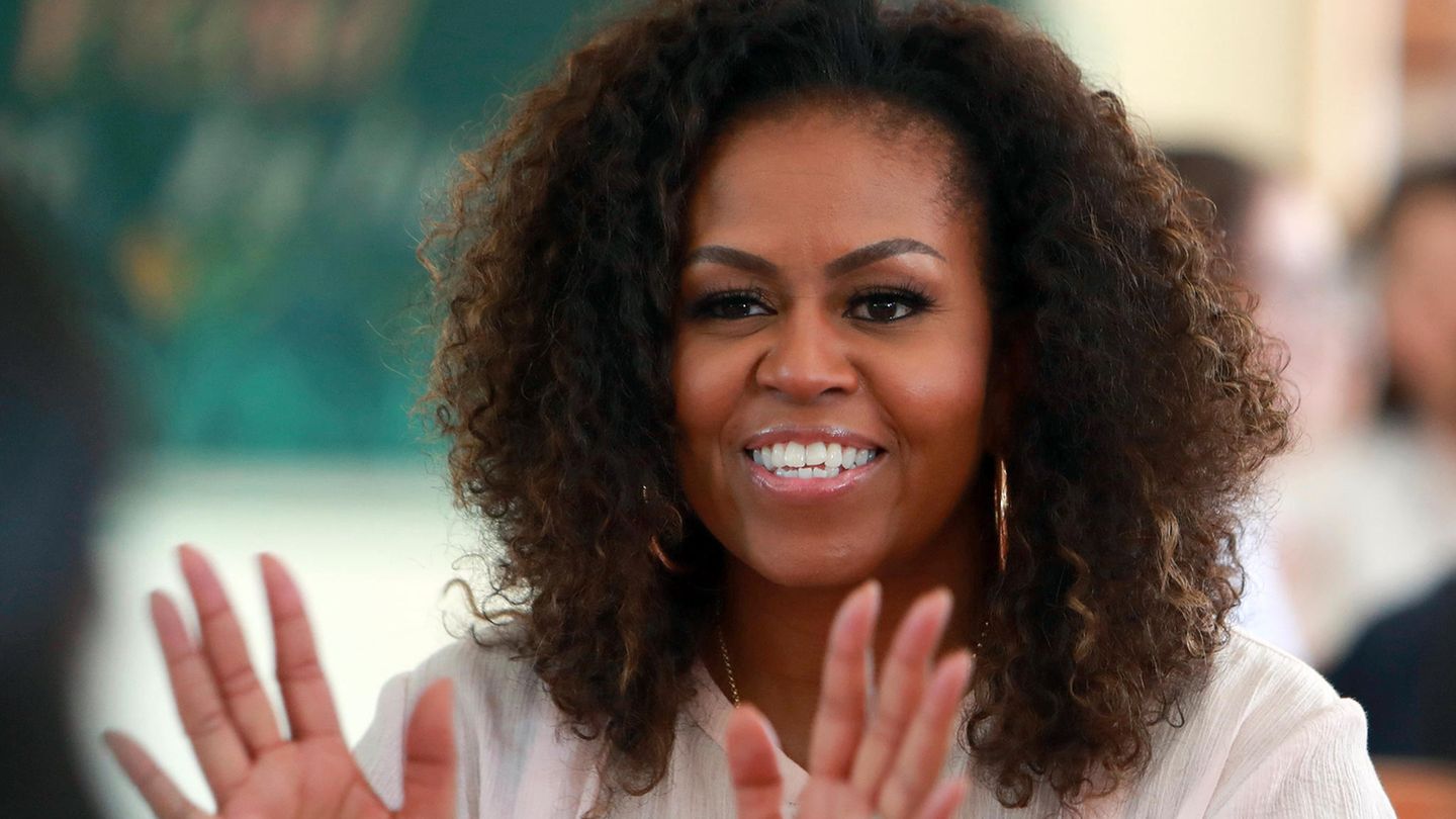 Michelle Obama lächelt