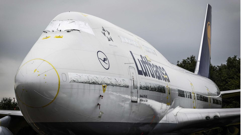 Luftverkehr: Rekordverluste bei der Lufthansa – was das für Kunden und Mitarbeiter bedeutet