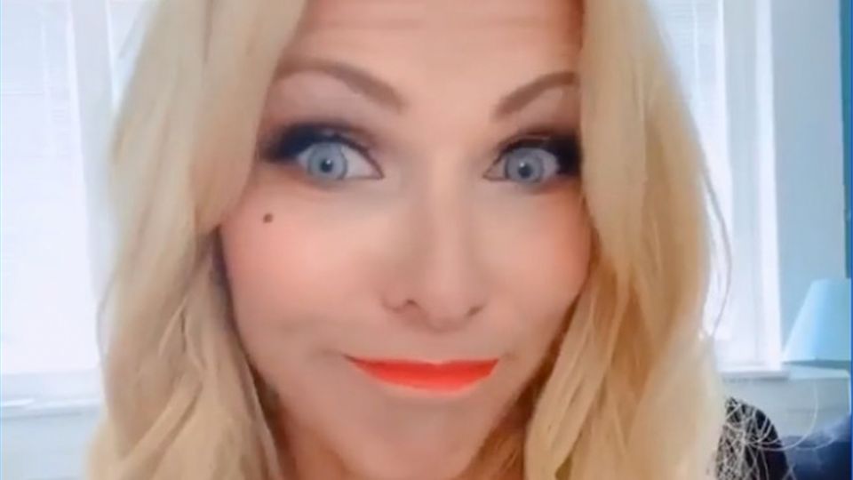 Moderatorin Sonya Kraus zeigt sich ungeschminkt auf Instagram